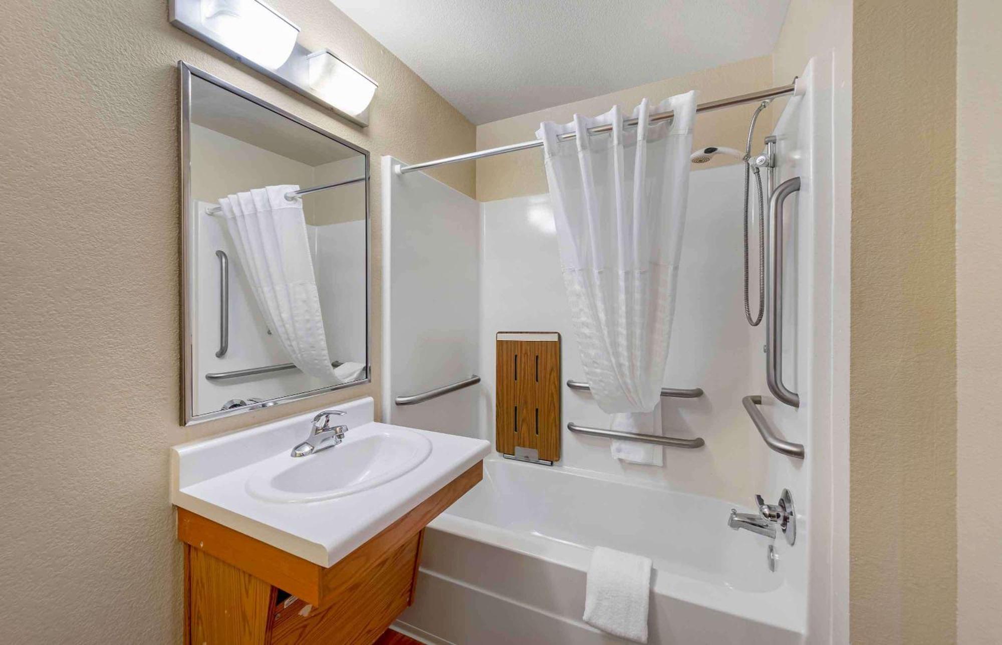 Extended Stay America Select Suites - Wichita - Airport Kültér fotó