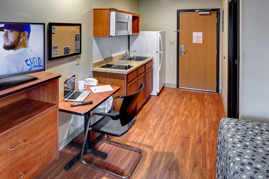 Extended Stay America Select Suites - Wichita - Airport Szoba fotó